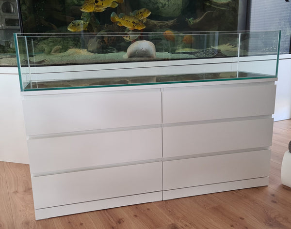 226L Aquarium mit klaren Silikonfugen und stabiler Konstruktion
