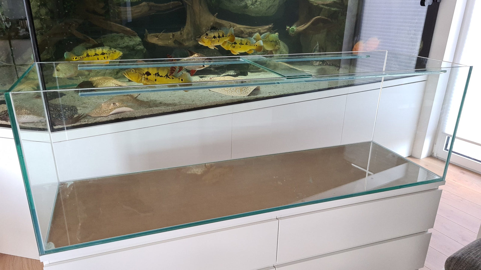 307L Aquarium 160x48x40cm mit transparentem Silikon für IKEA Malm
