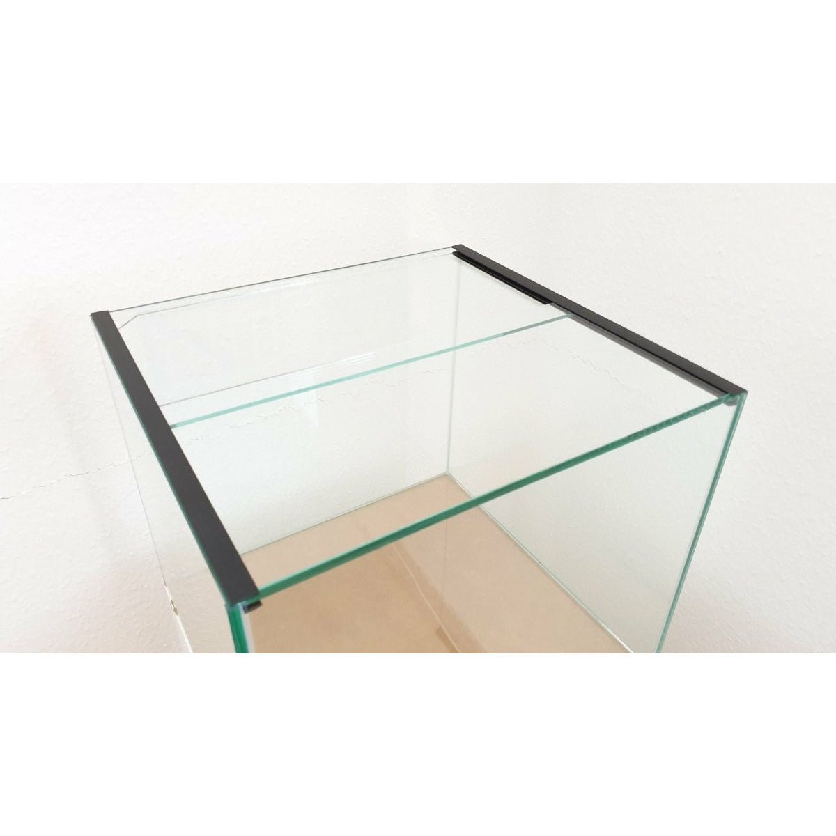 Aquarium 41x39x35cm (LxTxH) 56l für IKEA Kallax - GarnelenTv-Shop
Garnelenzucht Aquarium 41x39x35cm
