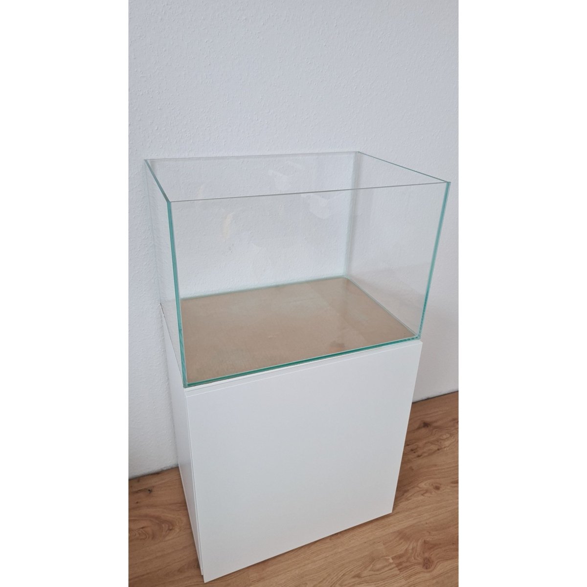 Aquarium 60x40x40cm (LxTxH) 96l für IKEA Besta - GarnelenTv-Shop
Glas-Aquarium für IKEA Unterschrank
