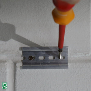 CO2 Controller mit Kalibrierflüssigkeit