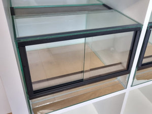 Terrarium 33x38x25cm (LxTxH) für IKEA Kallax - GarnelenTv-Shop

Gaze oder Lochblech Terrarium
